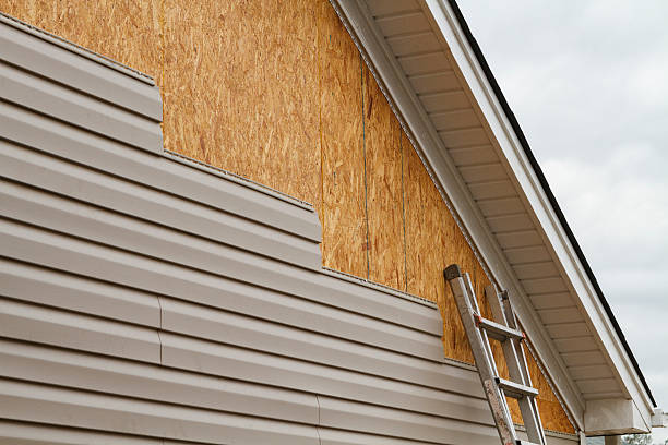 24/7 Emergency Storm Damage Siding Repair experts in Loveland, CO